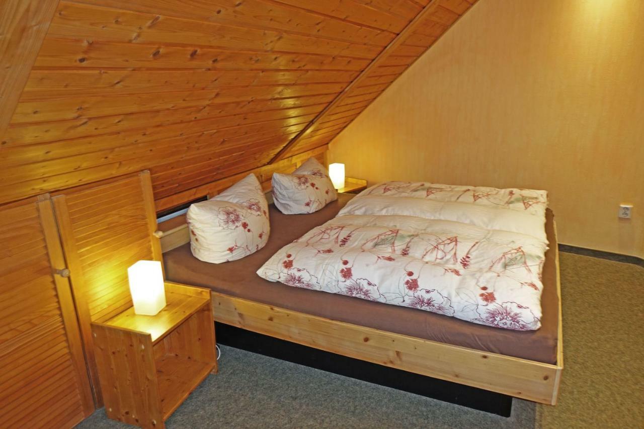 Ferienwohnung Mit Wasserbett Fw3 Saalfeld Saale Exteriör bild